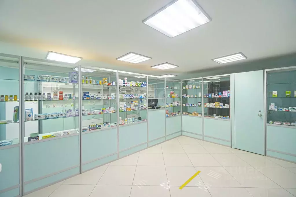 Помещение свободного назначения в Севастополь ул. Мичурина, 1/4 (116 ... - Фото 1