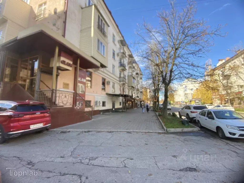 Помещение свободного назначения в Кабардино-Балкария, Нальчик просп. ... - Фото 2