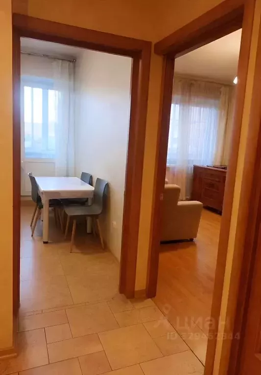 2-к кв. Иркутская область, Иркутск ул. Александра Невского, 4 (66.0 м) - Фото 2