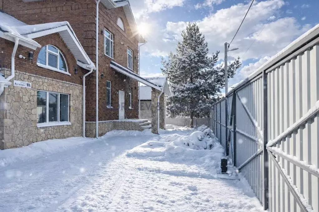 Дом в Татарстан, Казань ул. Аргамак, 31Б (379 м) - Фото 2