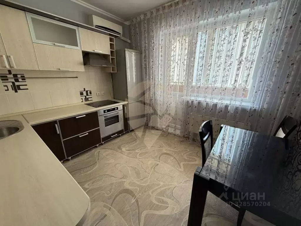 1-к кв. Белгородская область, Старый Оскол Степной мкр, 8 (45.3 м) - Фото 1