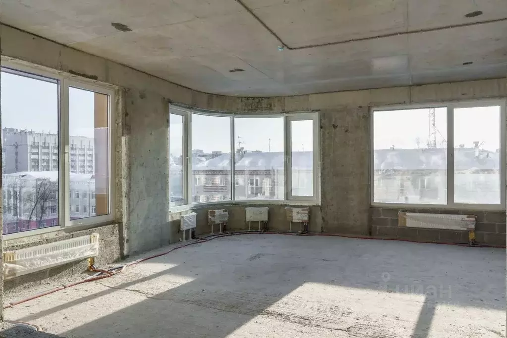 2-к кв. Тюменская область, Тюмень Первомайская ул., 8 (88.6 м) - Фото 1