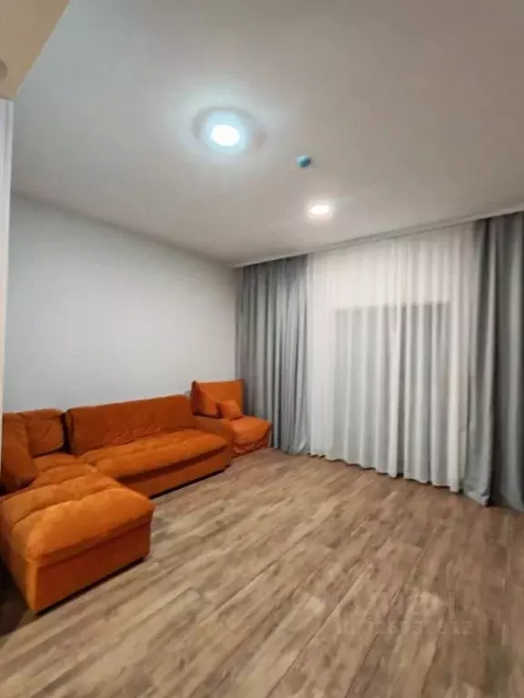 2-к кв. Крым, Черноморское пгт ул. Сигнальная, 2Вс18 (62.4 м) - Фото 1