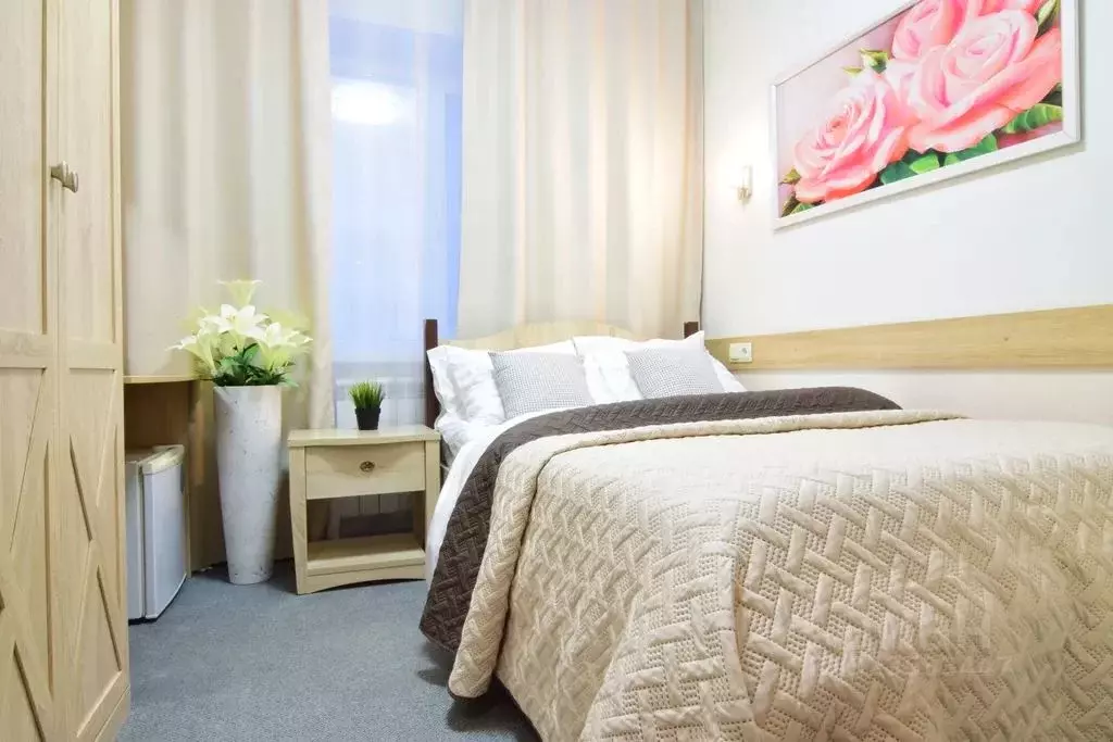 Комната Ханты-Мансийский АО, Сургут Югорская ул., 15 - Фото 1