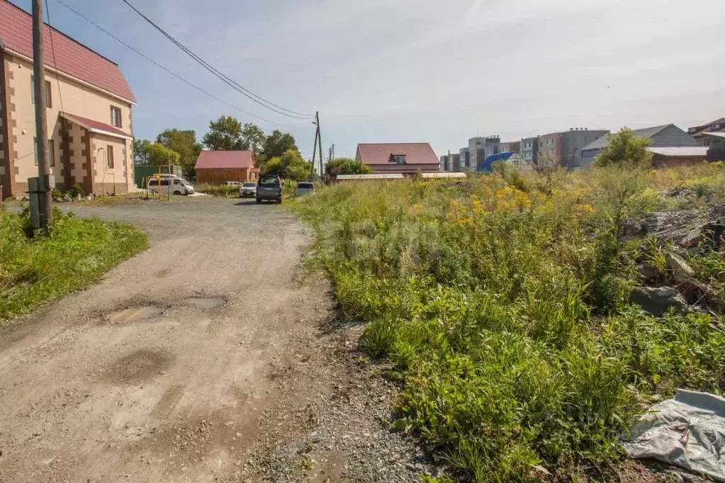 Участок в Сахалинская область, Южно-Сахалинск Западная ул. (7.0 сот.) - Фото 1