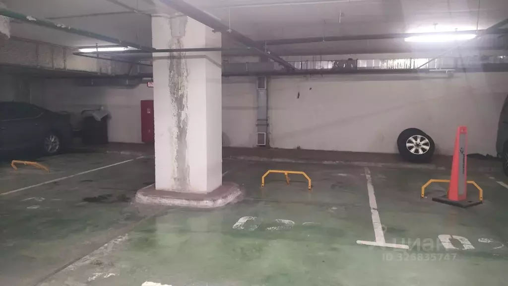 Гараж в Москва ул. Хамовнический Вал, 36 (12 м) - Фото 1