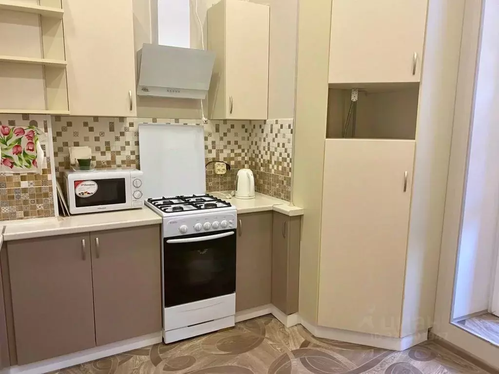 1-к кв. Волгоградская область, Волгоград ул. Имени Старшего Лейтенанта ... - Фото 2