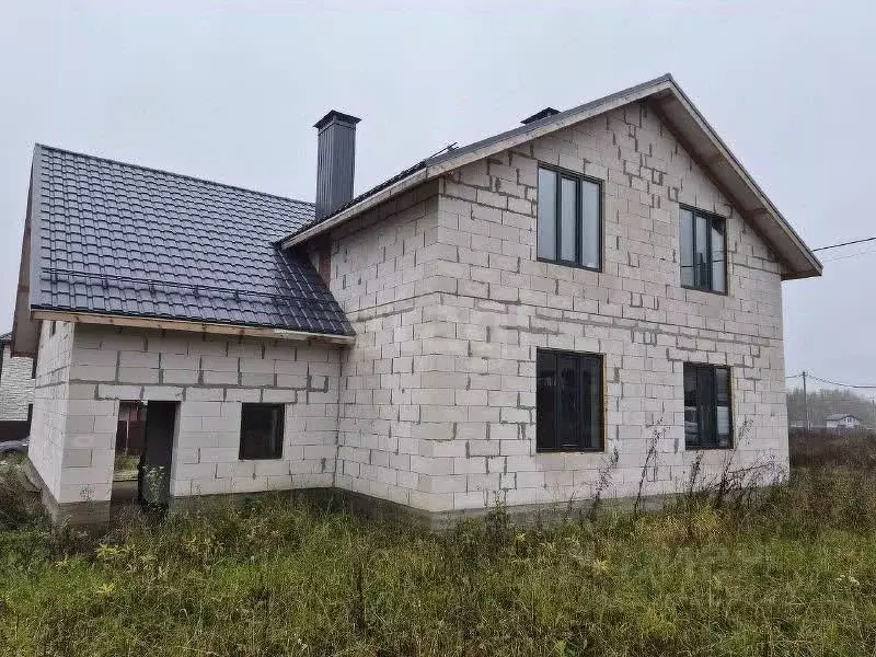 Дом в Калужская область, Совхоз Боровский с/пос, д. Уваровское  (210 ... - Фото 1