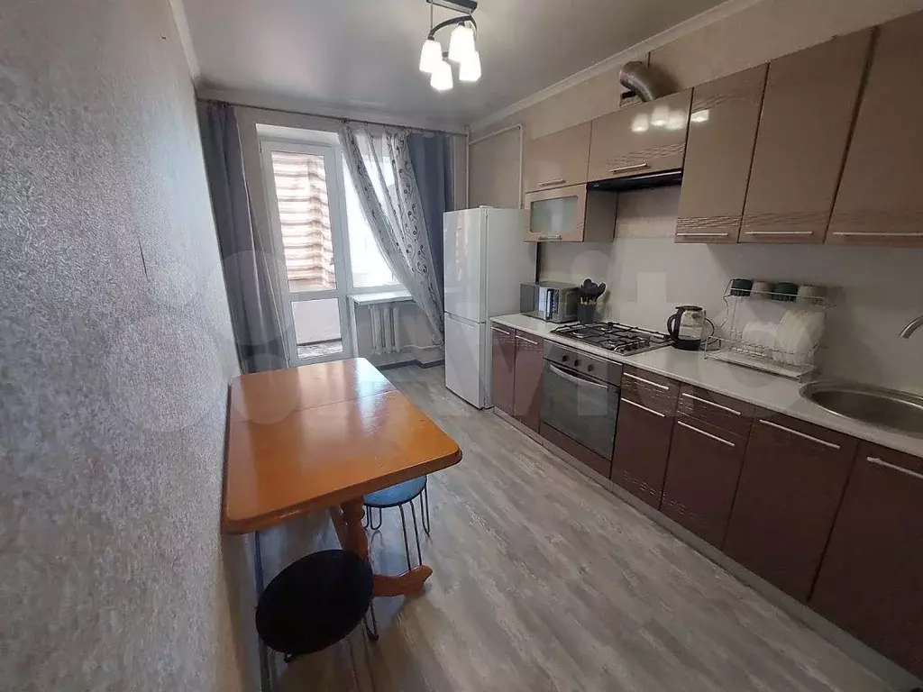 1-к. квартира, 45 м, 6/10 эт. - Фото 0