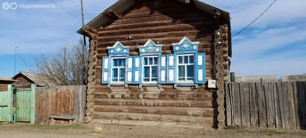 Дом в Иволгинский район, сельское поселение Оронгойское, село ... - Фото 1