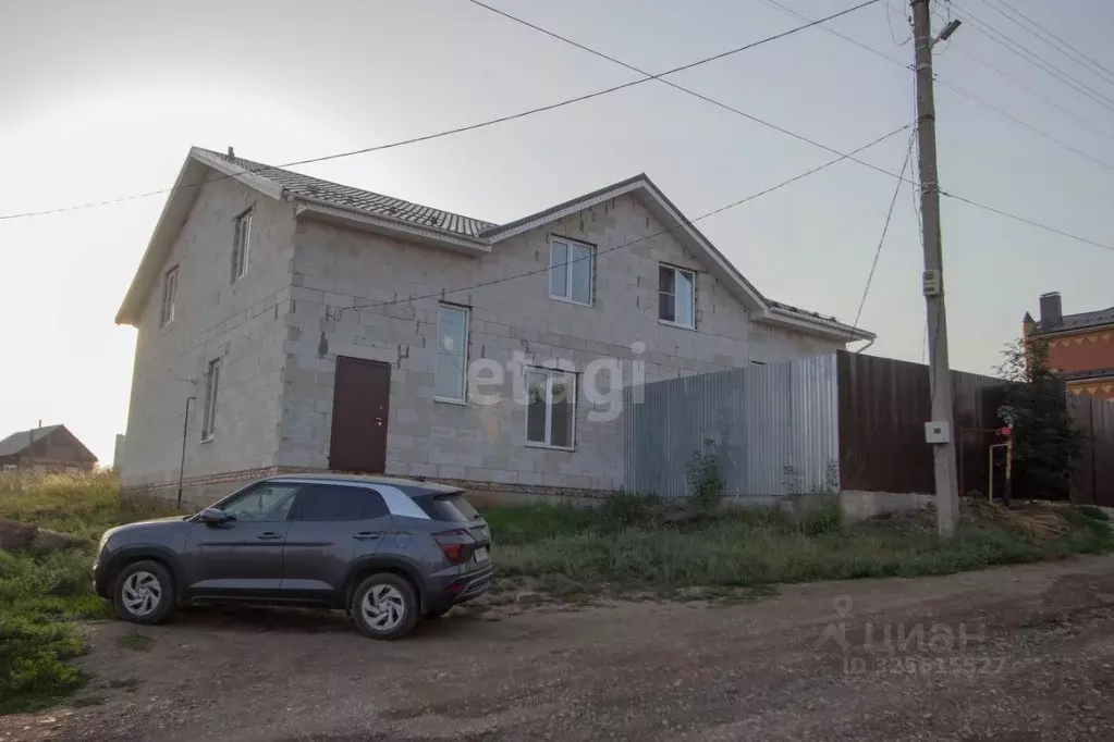 Дом в Самарская область, Кинель городской округ, Алексеевка пгт ул. ... - Фото 1