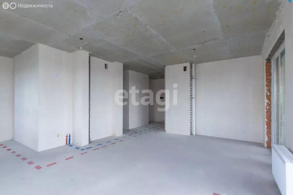 3-комнатная квартира: Тюмень, улица Владислава Крапивина, 9 (83 м) - Фото 1