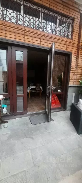 Дом в Северная Осетия, Владикавказ ул. Галковского, 108 (450 м) - Фото 1