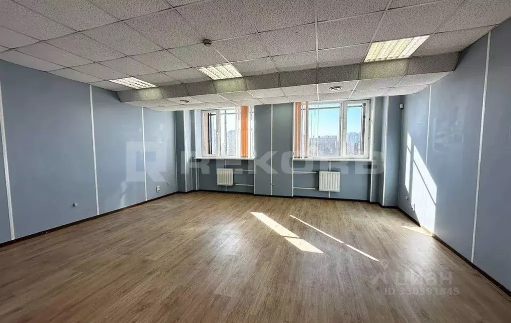 Офис в Санкт-Петербург дор. Торфяная, 7 (110 м) - Фото 1