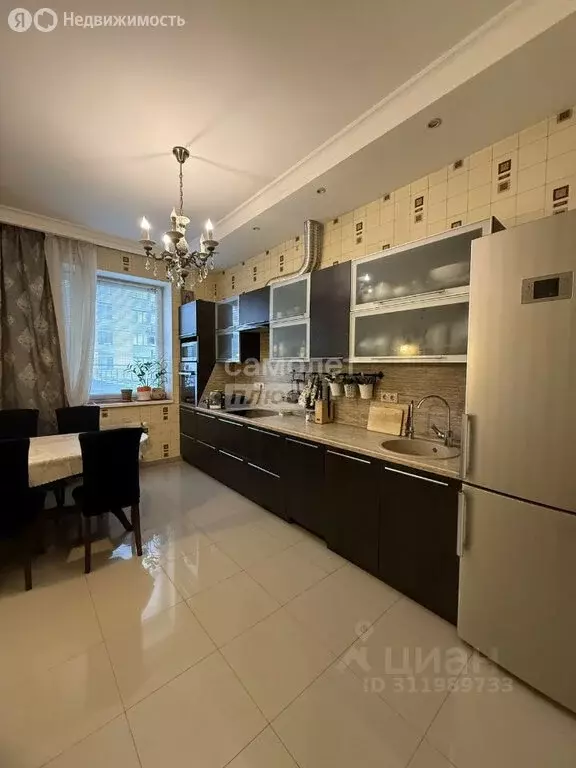 3-комнатная квартира: посёлок городского типа Бутово, жилой комплекс ... - Фото 1