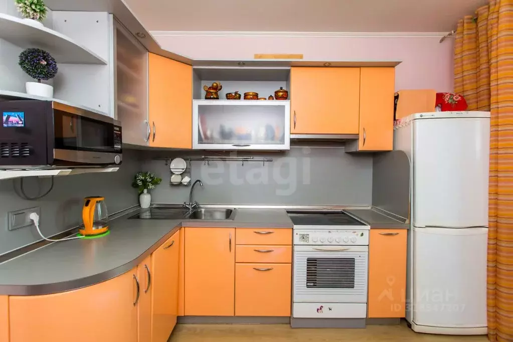 2-к кв. Приморский край, Владивосток ул. Крыгина, 42А (53.4 м) - Фото 1