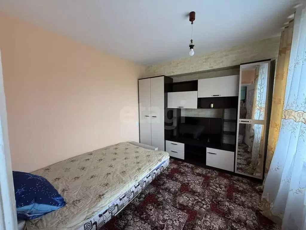 3-к кв. Калужская область, Калуга Куровской мкр, ул. Мира, 26 (50.0 м) - Фото 0