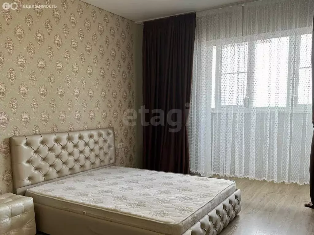 2-комнатная квартира: Краснодар, Сормовская улица, 204 (70 м) - Фото 0