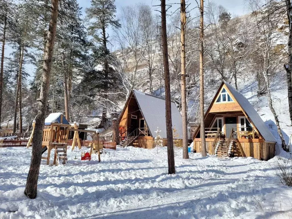 Дом в Кабардино-Балкария, Эльбрусский район, с. Терскол ул. ... - Фото 1