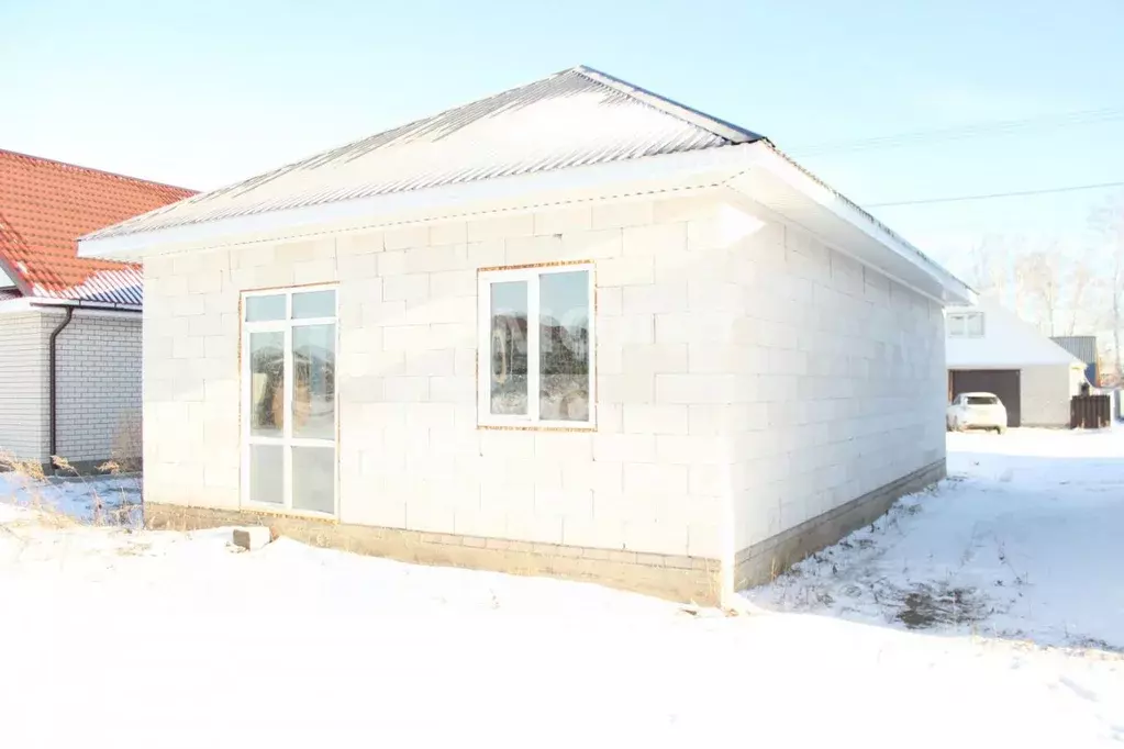 Дом в Алтайский край, Барнаул городской округ, пос. Центральный  (104 ... - Фото 1