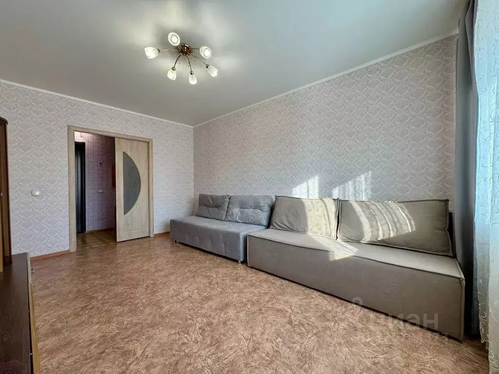 2-к кв. Тюменская область, Тюмень ул. Домостроителей, 38 (50.0 м) - Фото 1