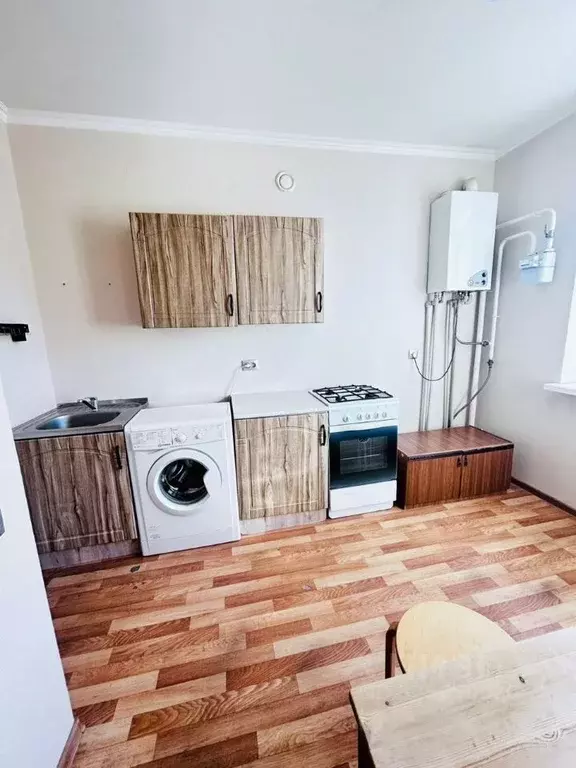 1-к кв. Адыгея, Тахтамукайский район, Яблоновский пгт ул. Гагарина, ... - Фото 2