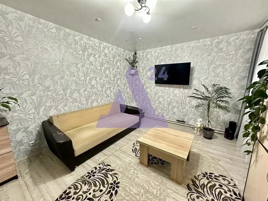 2-к кв. Алтайский край, Барнаул Балтийская ул., 96 (52.3 м) - Фото 1