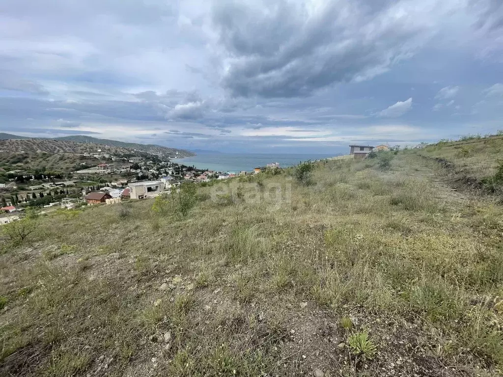 Участок в Крым, Алушта городской округ, с. Солнечногорское ул. ... - Фото 0