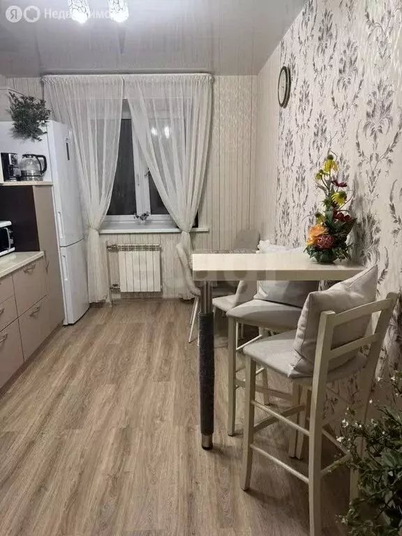 3-комнатная квартира: Томск, улица Никитина, 56 (92.5 м) - Фото 2