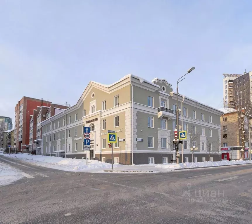 Офис в Пермский край, Пермь ул. Николая Островского, 65 (74 м) - Фото 1