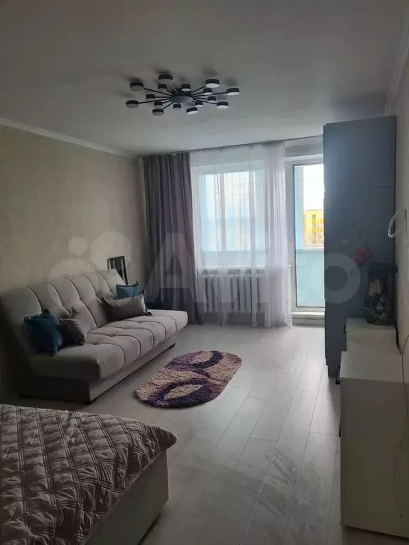 1-к. квартира, 43 м, 2/5 эт. - Фото 1