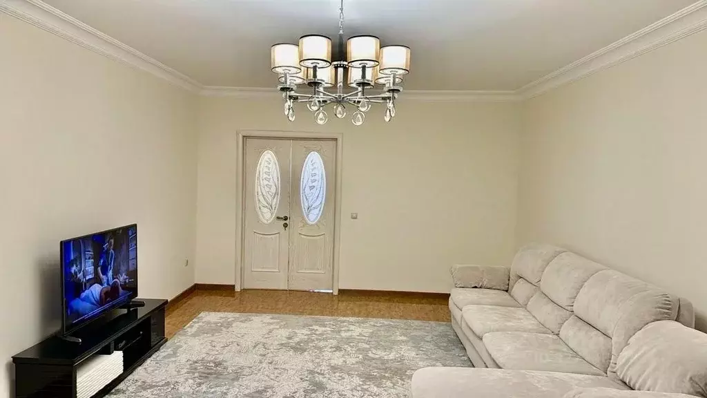 3-к кв. Чеченская республика, Грозный бул. М.А. Эсамбаева, 5 (120.0 м) - Фото 1