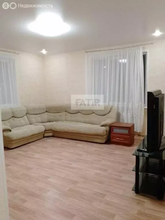 2-комнатная квартира: село Усады, Счастливая улица, 6 (58.9 м) - Фото 0