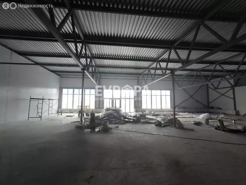 Торговая площадь (500 м) - Фото 1