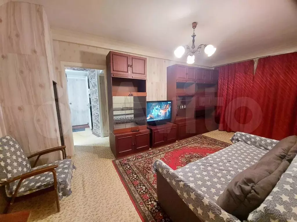 3-к. квартира, 60 м, 1/5 эт. - Фото 1