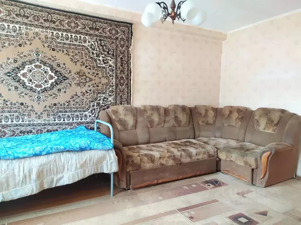 3-к кв. Смоленская область, Вязьма Юбилейная ул., 2 (60.5 м) - Фото 0