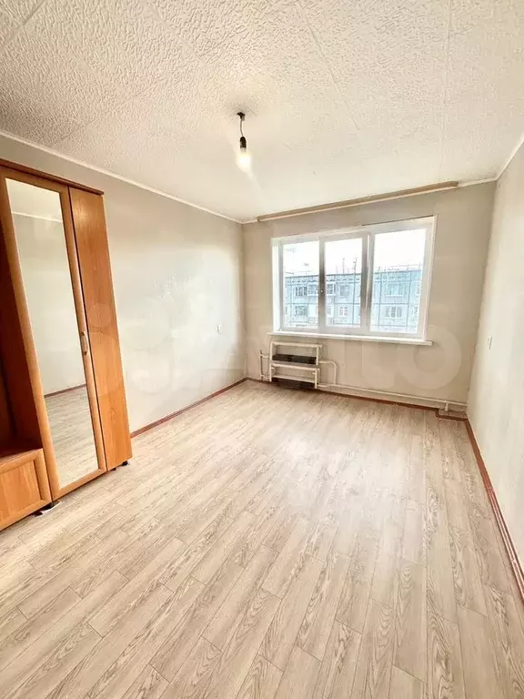 Комната 13 м в 1-к., 5/5 эт. - Фото 1
