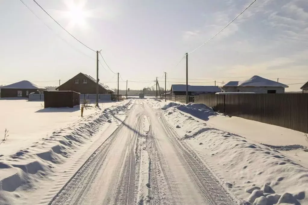 Участок в Тюменская область, Тюменский муниципальный округ, д. Якуши ... - Фото 1