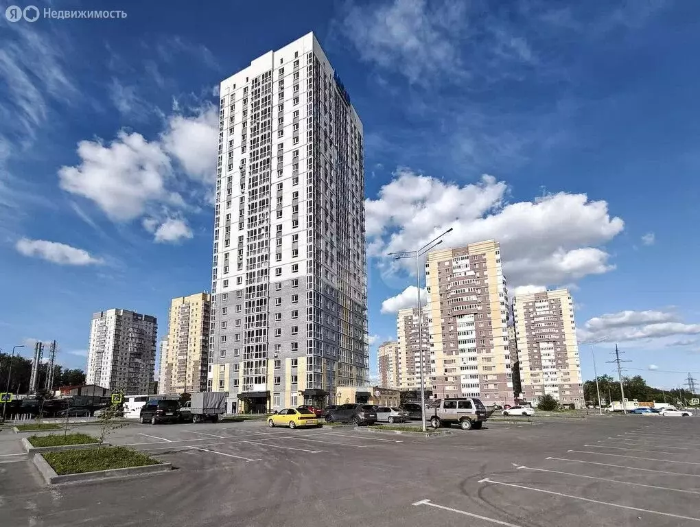 Квартира-студия: Тюмень, улица Мельникайте, 2к17 (24.9 м) - Фото 1
