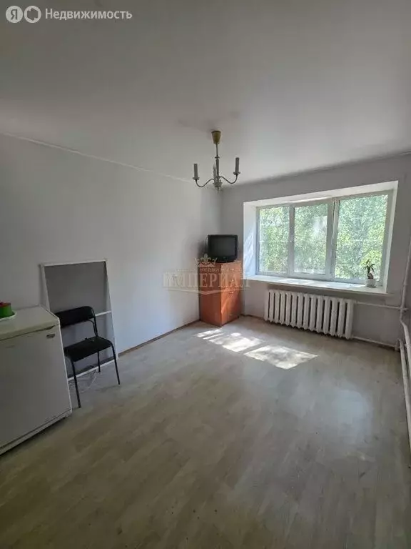 1к в 6-комнатной квартире (13 м) - Фото 0