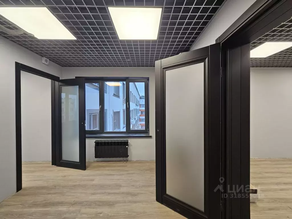 Офис в Москва Дегунинская ул., 1К2 (100 м) - Фото 1