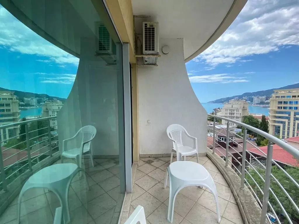 1-к кв. Крым, Ялта ул. Свердлова, 13/2 (50.0 м) - Фото 1