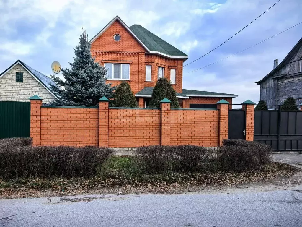 Дом в Липецкая область, Елец Пушкарская ул., 68 (170 м) - Фото 1