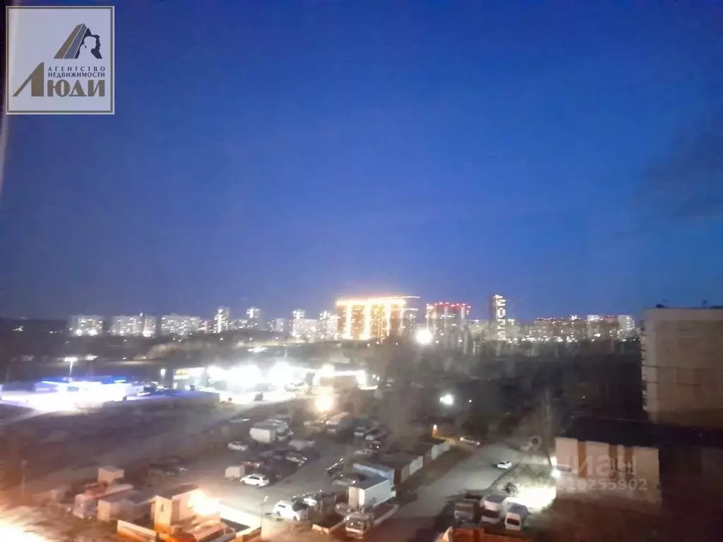 3-к кв. Новосибирская область, Новосибирск Северо-Чемской жилмассив, ... - Фото 0