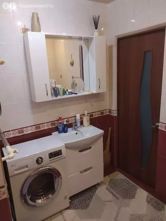 3-комнатная квартира: Энгельс, улица Ломоносова, 5 (61.9 м) - Фото 0