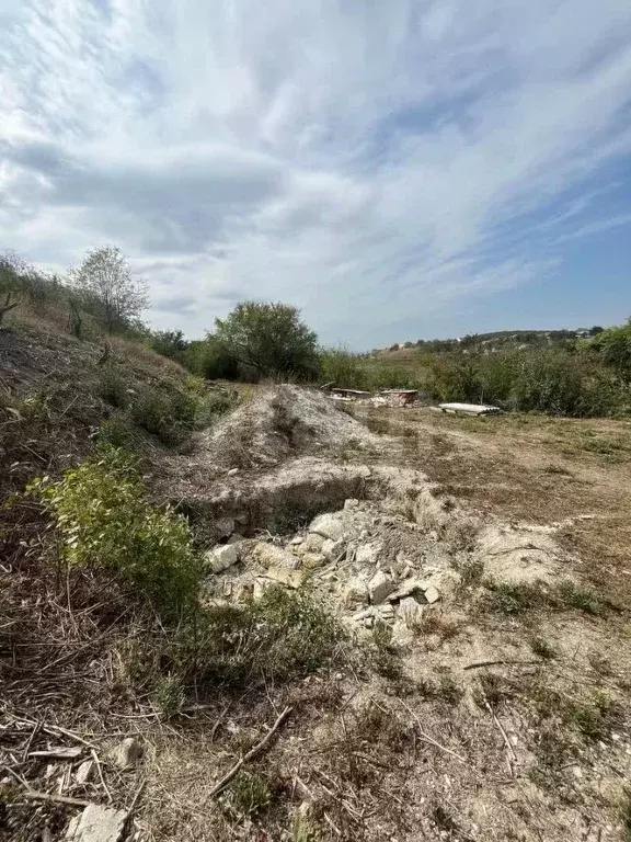 Участок в Крым, Белогорский район, с. Криничное  (8.0 сот.) - Фото 1