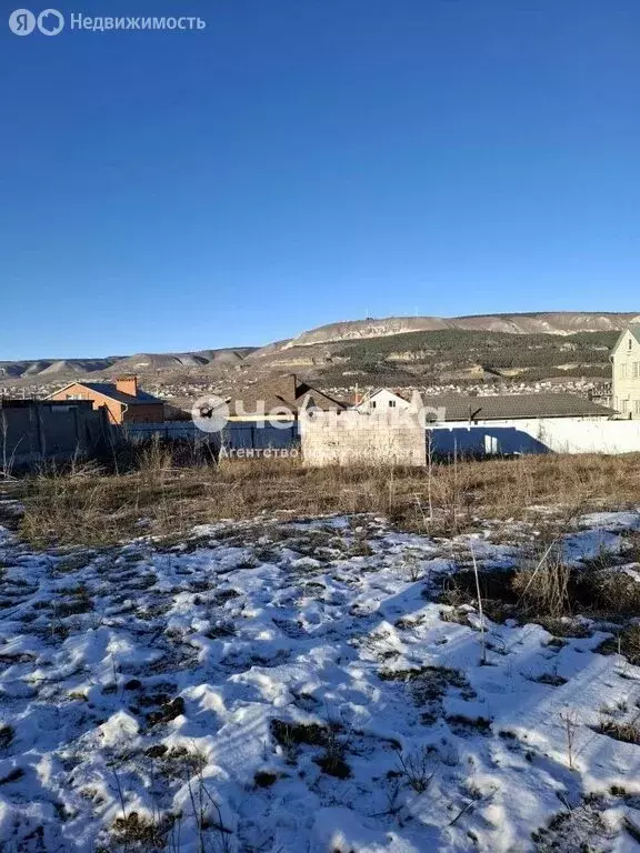 Участок в посёлок Нежинский, Кисловодская улица (6 м) - Фото 1