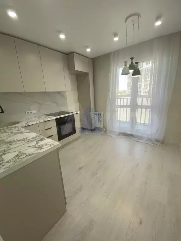 1-к. квартира, 37 м, 4/8 эт. - Фото 0