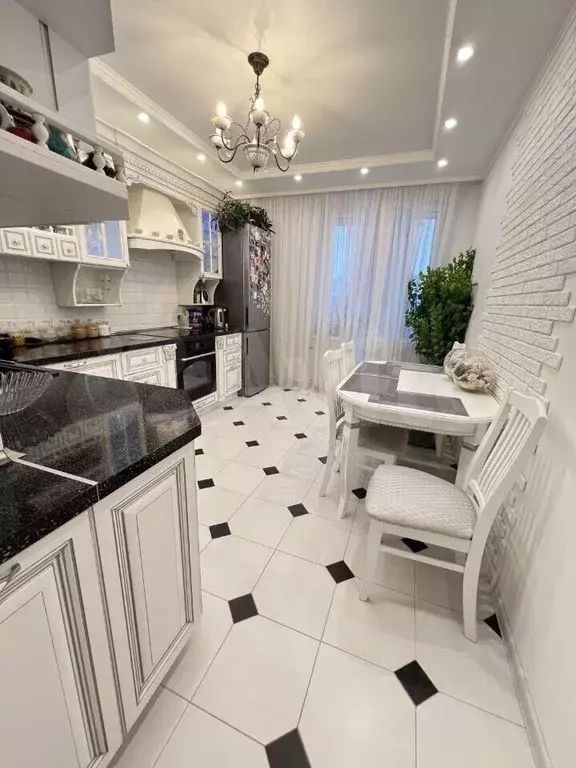 2-к. квартира, 60 м, 8/16 эт. - Фото 0