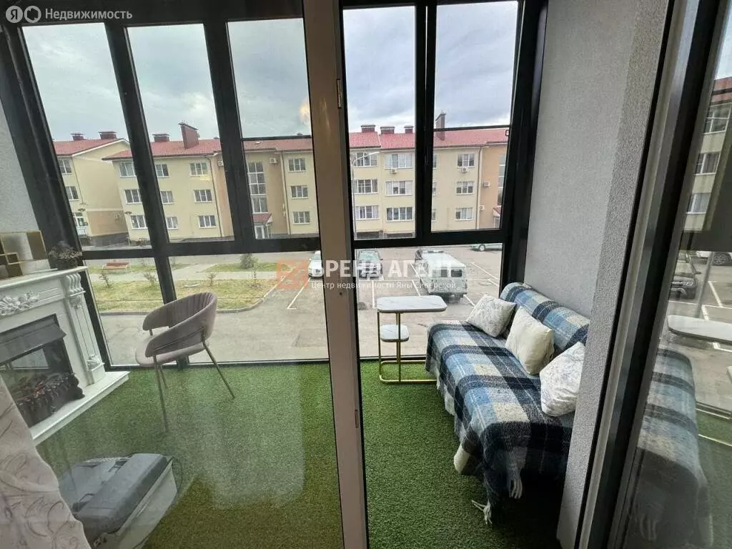 Квартира-студия: село Ямное, улица Атамана Белова, 1с2 (100 м) - Фото 1